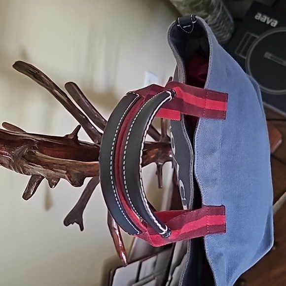 Coach Small Tote - Picture 4 of 12